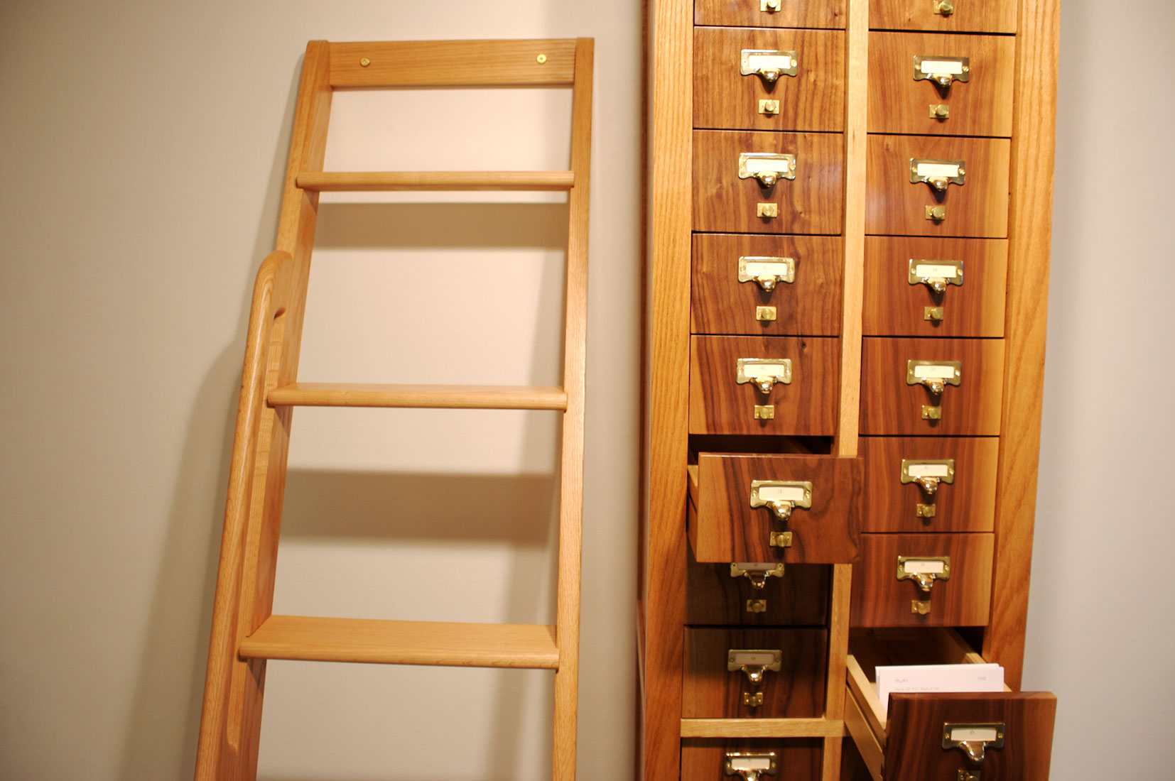 Catalog and ladder.